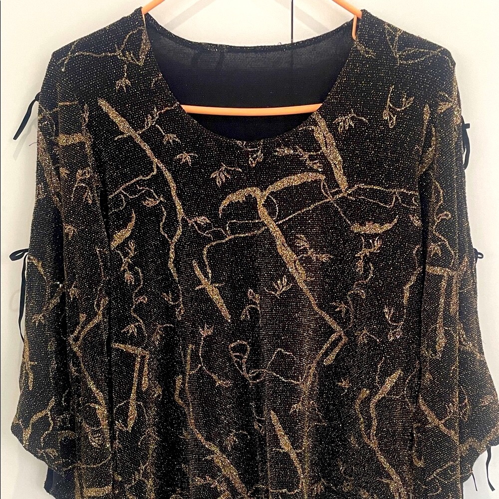 Made in France Black Gold Metallic Sparkly Cold Shoulder Asymmetrical Top Large